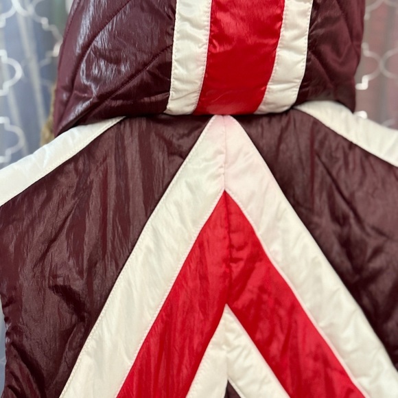 Runway New York fur trimmed puffer vest - Picture 11 of 14